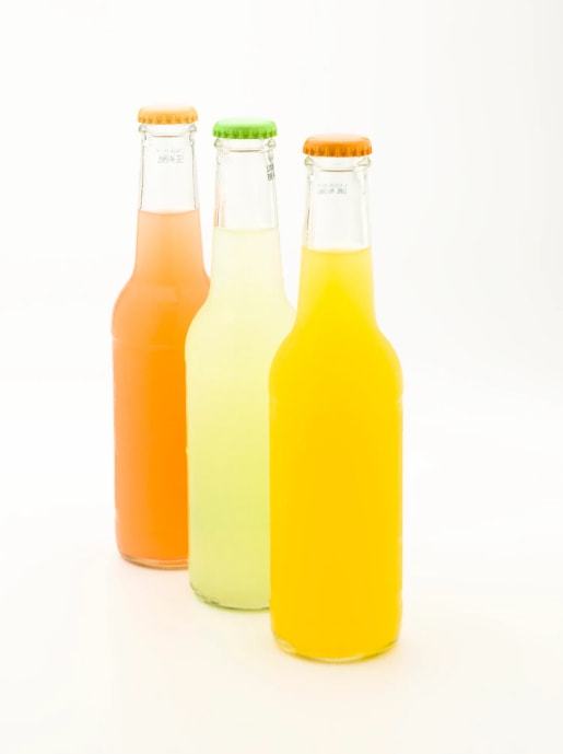 “藍(lán)帽子”迎來新規(guī)，酒精飲料“保健化”之路遇阻？